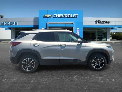 Certified 2025 Chevrolet TrailBlazer LT AWD/4WD image 6