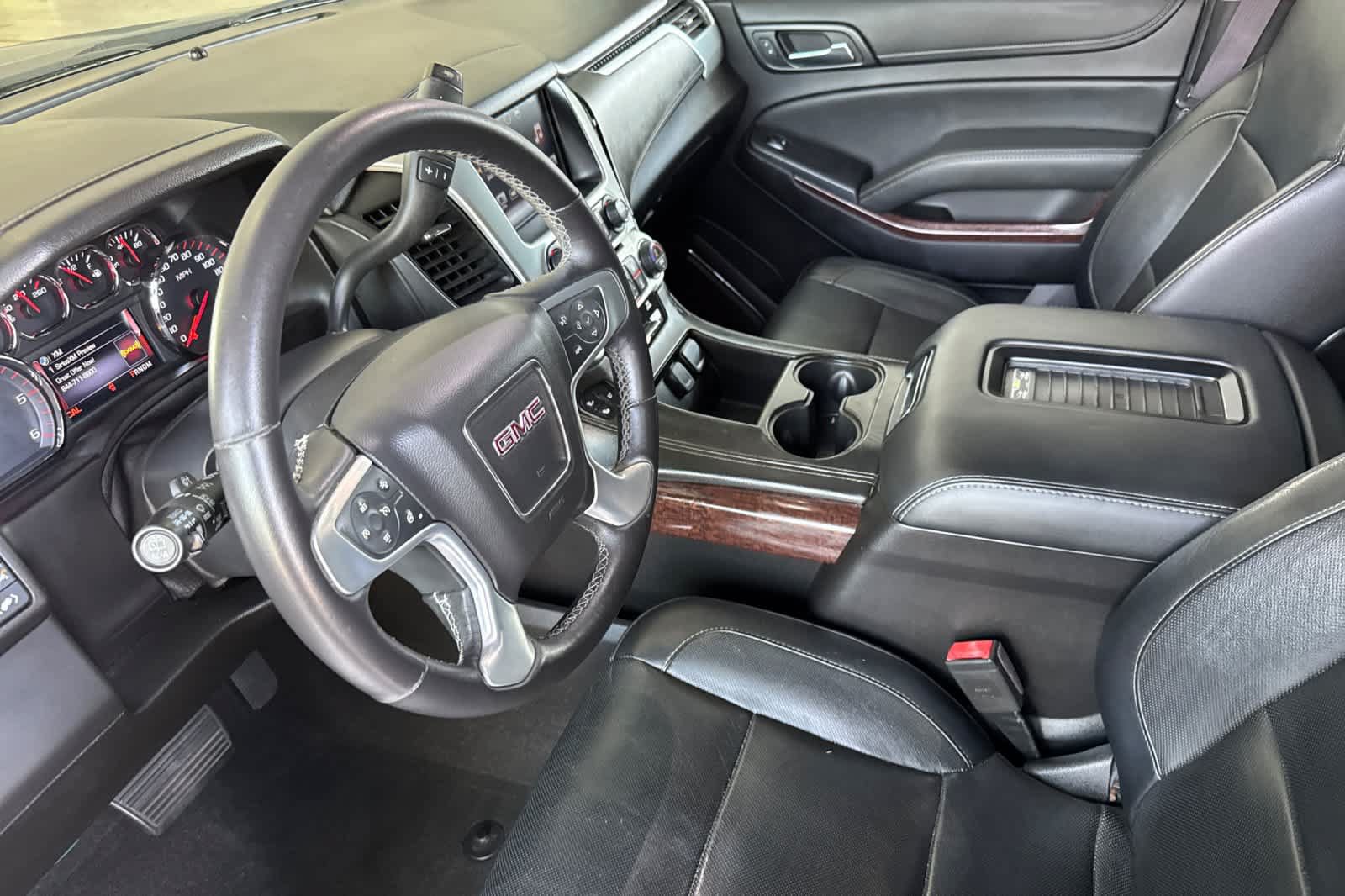 Used 2016 GMC Yukon SLT RWD image 11
