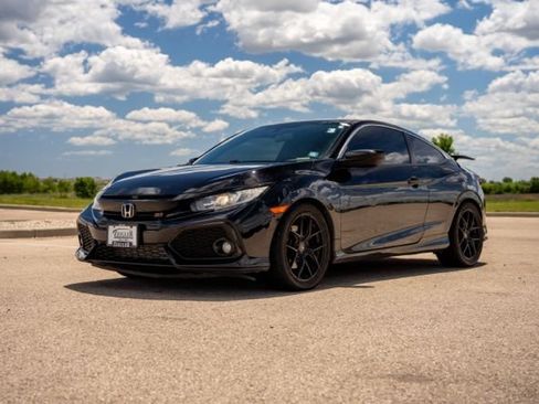 Used 2018 Honda Civic Si image 3