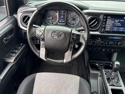 Used 2021 Toyota Tacoma TRD Off-Road w/ Technology Package AWD/4WD image 27