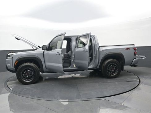 Used 2022 Nissan Frontier PRO-4X w/ Pro-4X Premium Package image 36