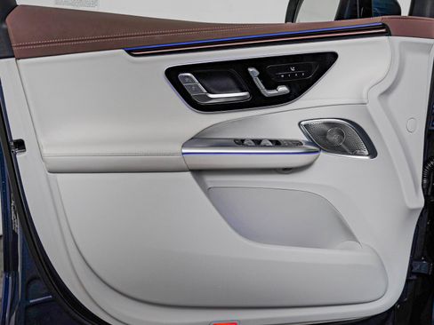 Certified 2023 Mercedes-Benz EQE 350+ 4MATIC SUV image 23