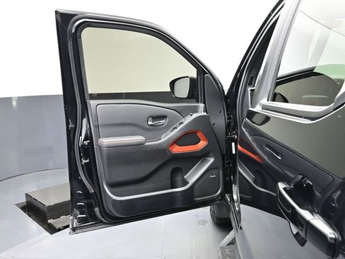 Used 2023 Nissan Frontier PRO-4X w/ Pro Convenience Package image 10