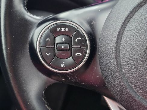 Used 2020 Kia Soul GT-Line w/ GT 2.0L Power Sunroof Package FWD image 19