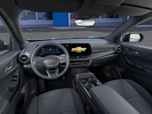 New 2026 Chevrolet Equinox LT image 17
