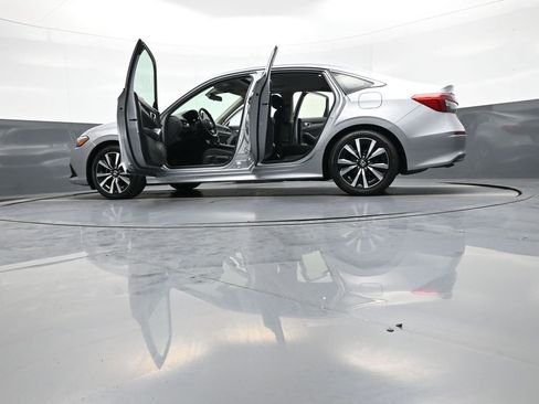 Certified 2022 Honda Civic EX image 48