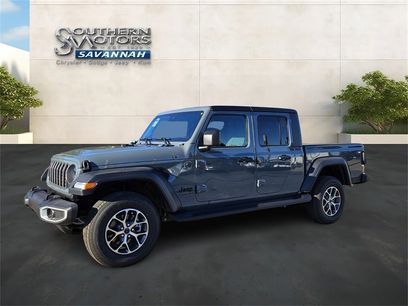 New 2025 Jeep Gladiator Sport