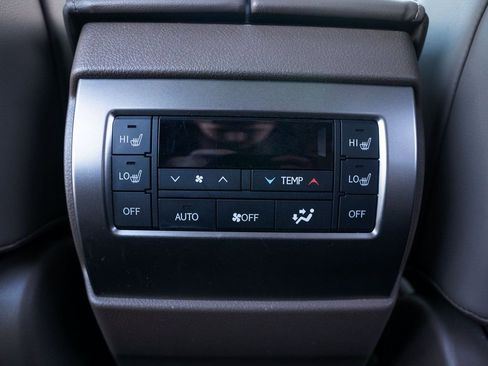 Used 2022 Lexus GX 460 Premium image 38