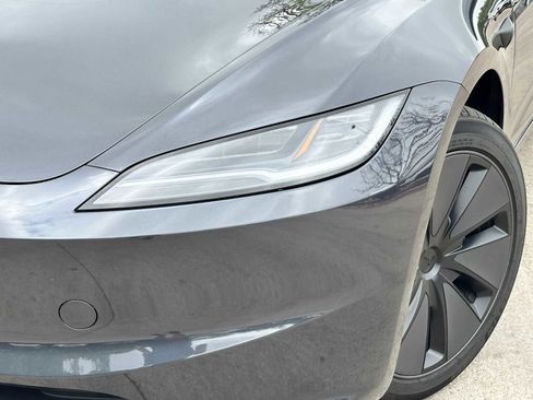 Used 2025 Tesla Model 3 RWD image 3
