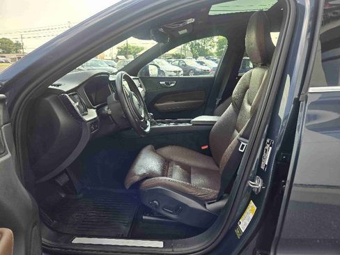 Used 2020 Volvo XC60 T6 Inscription image 10