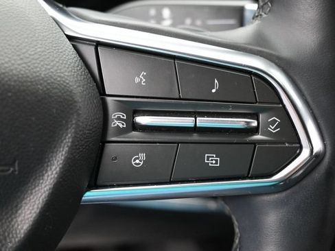 Used 2025 Chevrolet Equinox LT w/ Convenience Package II FWD image 17