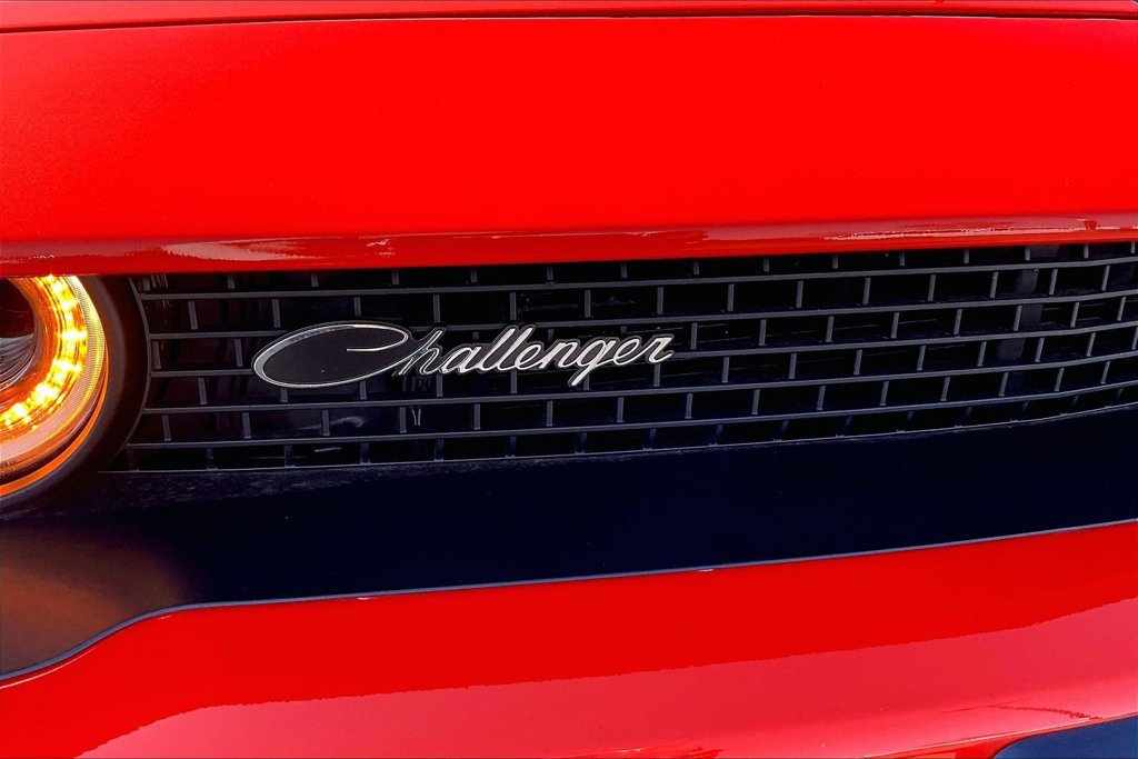 Used 2022 Dodge Challenger R/T Scat Pack RWD image 26