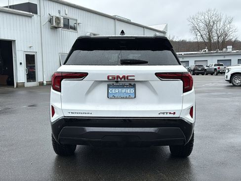 Used 2026 GMC Terrain AT4 w/ Technology Package II image 7