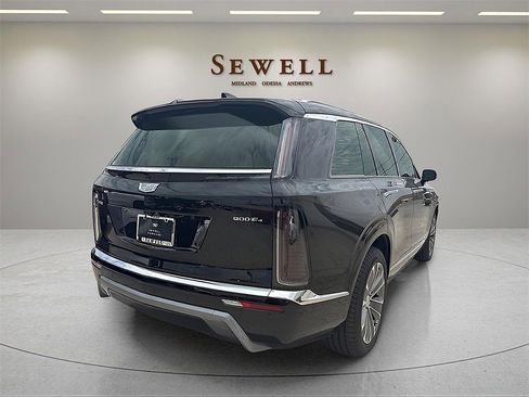 New 2026 Cadillac Vistiq Luxury image 9