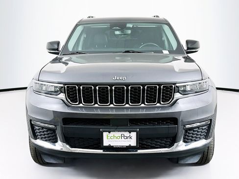 Used 2022 Jeep Grand Cherokee L Limited image 2
