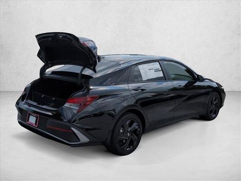 New 2026 Hyundai Elantra Sport FWD image 2