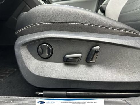 Used 2022 Volkswagen Taos SEL AWD/4WD image 12