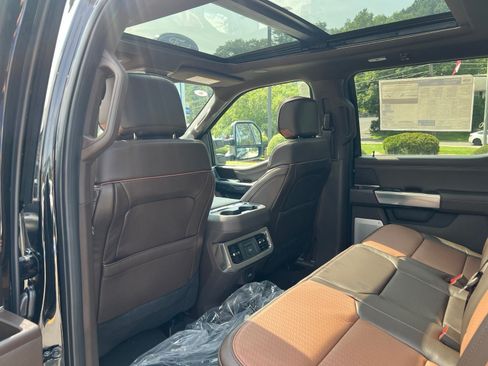 New 2026 Ford F350 King Ranch w/ Chrome Package AWD/4WD image 15