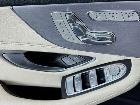 Used 2017 Mercedes-Benz C 300 4MATIC Cabriolet image 22