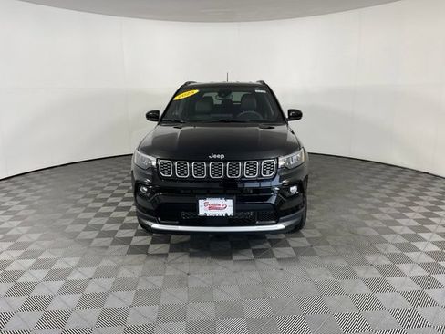 Used 2026 Jeep Compass Limited AWD/4WD image 2