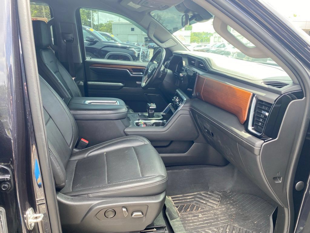 Used 2022 GMC Sierra 1500 Denali AWD/4WD image 17