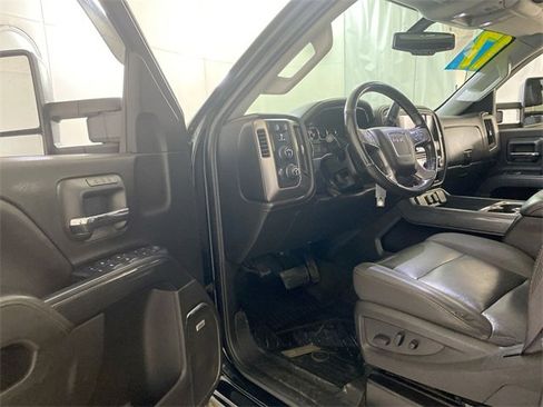Used 2017 GMC Sierra 2500 SLT w/ All Terrain X HD Package image 21