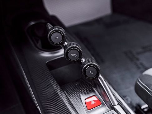 Used 2020 Ferrari 488 Pista Coupe RWD image 91