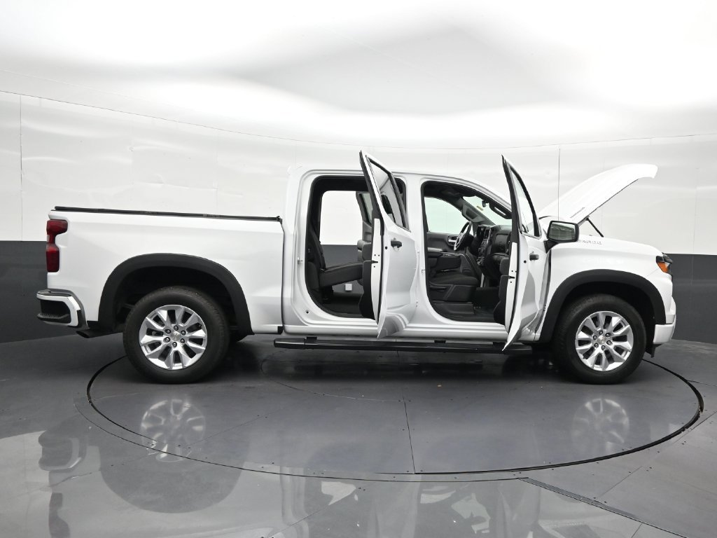 Used 2024 Chevrolet Silverado 1500 Custom RWD image 34