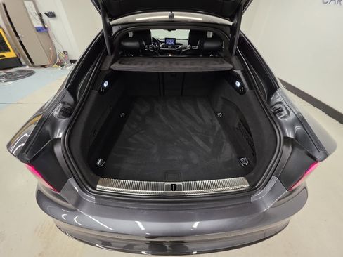 Used 2018 Audi RS 7 Performance w/ Driver Assistance Package image 17