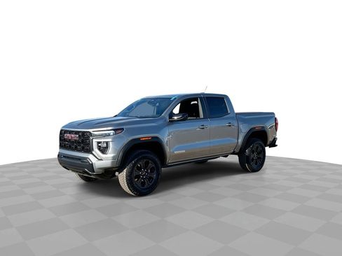 Used 2025 GMC Canyon Elevation image 4
