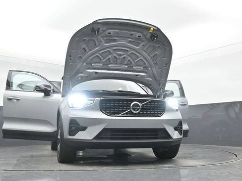 Used 2026 Volvo XC40 B5 Plus AWD/4WD image 53