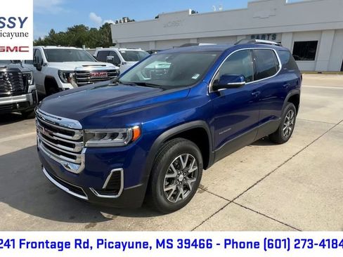 Certified 2023 GMC Acadia SLE w/ Driver Convenience Package image 6