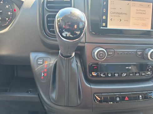 Used 2026 RAM ProMaster 2500 w/ Convenience Group FWD image 21