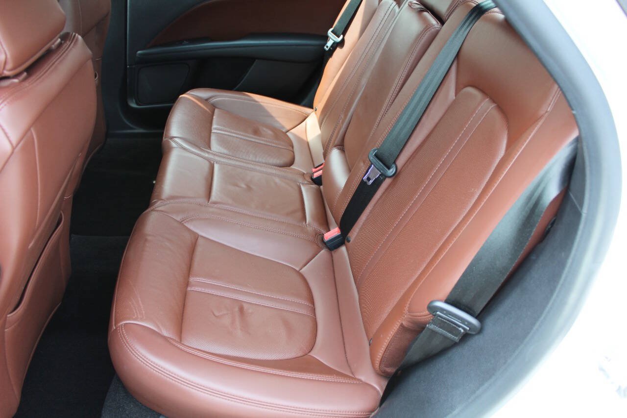 Used 2020 Lincoln MKZ Reserve w/ Monochromatic Package AWD/4WD image 22