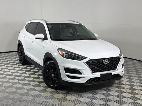 Used 2019 Hyundai Tucson Value FWD image 2
