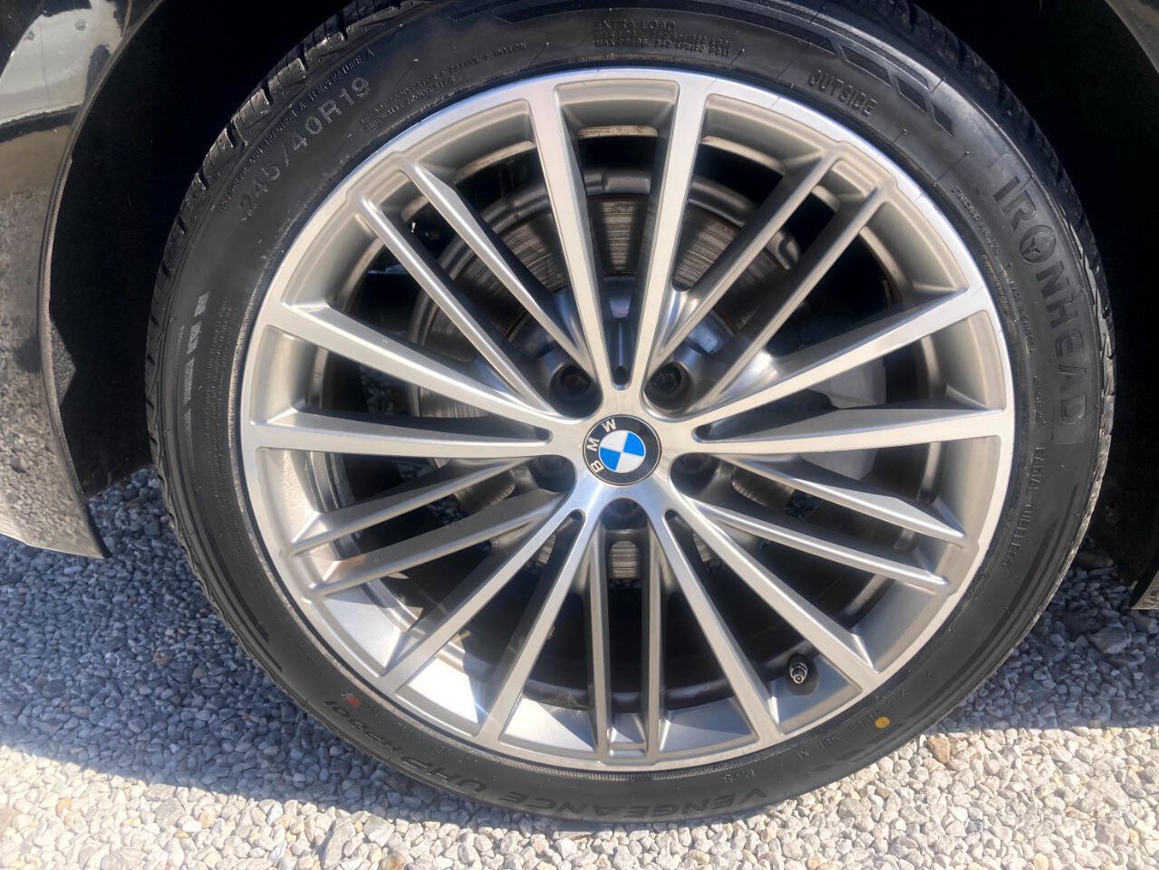 Used 2018 BMW 530i xDrive AWD/4WD image 24