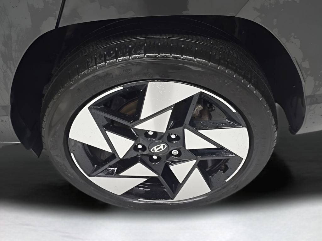 Certified 2024 Hyundai Kona Limited AWD/4WD image 42