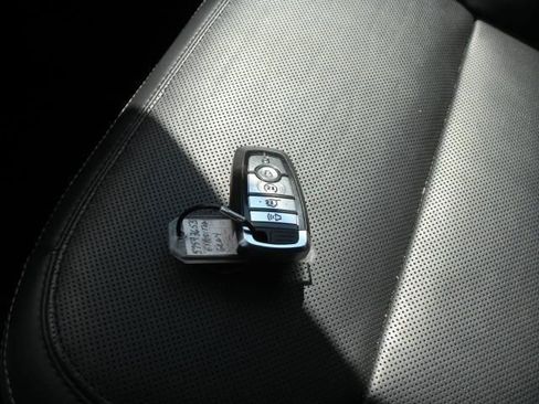 Used 2025 Ford Expedition Platinum w/ Stealth Appearance Package image 12