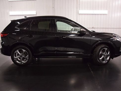 Used 2024 Ford Escape ST-Line AWD/4WD image 9