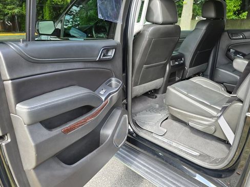 Used 2019 GMC Yukon XL SLT image 21