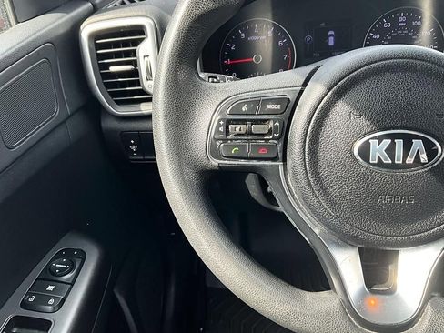 Used 2018 Kia Sportage LX AWD/4WD image 28