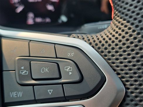 New 2025 Volkswagen GTI SE image 15