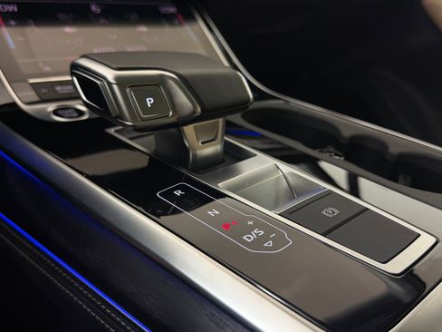 Used 2025 Audi Q7 2.0T Premium Plus w/ Premium Plus Package AWD/4WD image 18