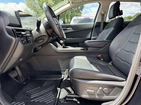 Used 2026 Kia Sportage SX FWD image 12