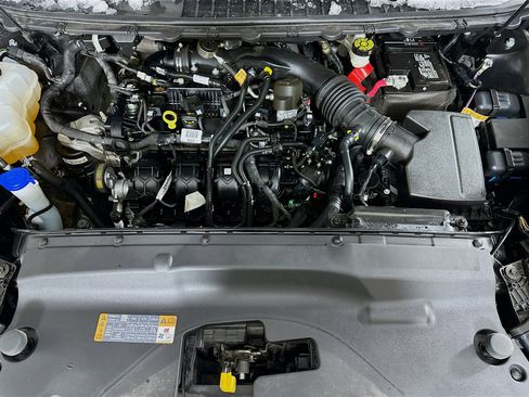 Used 2024 Ford Edge Titanium image 28