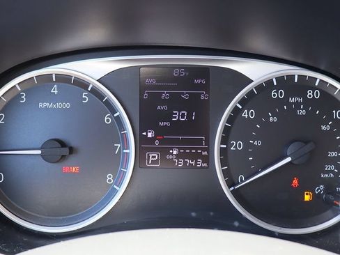 Used 2023 Nissan Kicks S FWD image 42