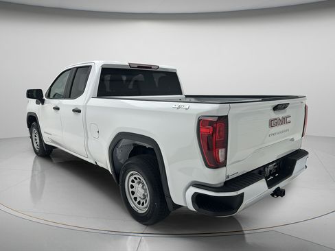 Used 2023 GMC Sierra 1500 Pro w/ Pro Value Package AWD/4WD image 5