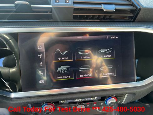 Used 2021 Audi Q3 2.0T Premium AWD/4WD image 33