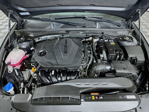 Used 2025 Hyundai Sonata SEL FWD image 32