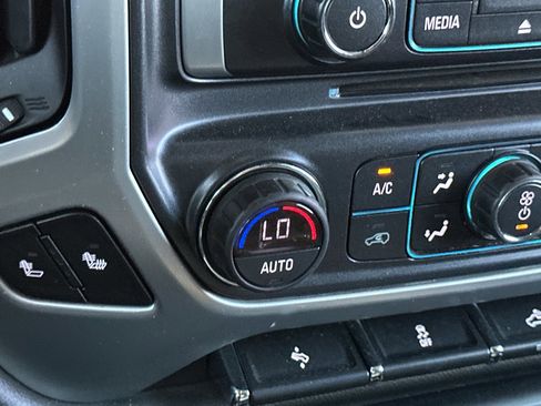 Used 2018 GMC Sierra 1500 SLT w/ SLT Premium Package image 28